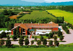 Hotels in Vedelago